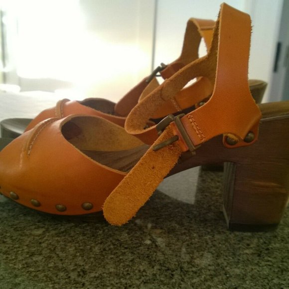 Vialis designer Spanish heeled sandals yellow - Picture 3 of 8